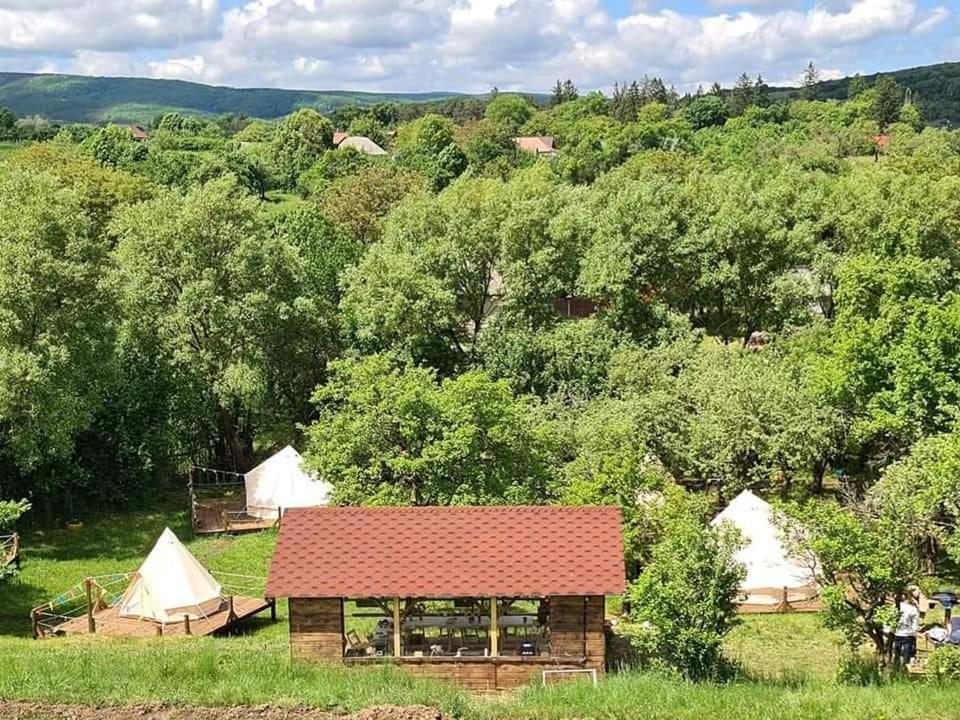 My Lake Glamping Dalnic Bagian luar foto